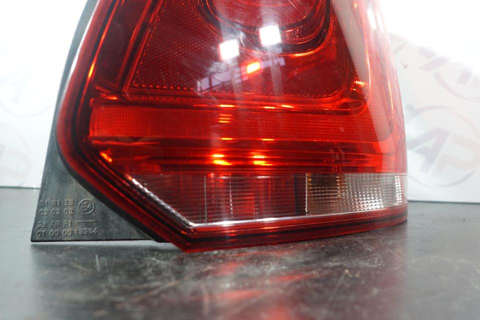 VW Polo 6R Rückleuchte Rechts Außen 2009–2014 M25 – Bild 6
