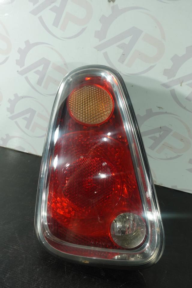 MINI R50 R52 R53 Heckleuchte Rückleuchte Rechts 2004–2007 M44 – Bild 2