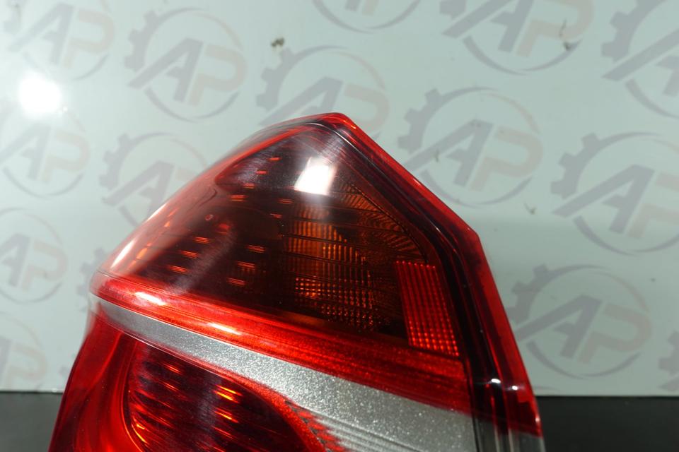 BMW 2er F45 Active Tourer Rückleuchte Links Außen 2015–2018 M28 – Bild 4