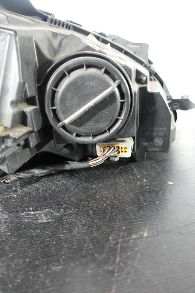 Mercedes W204 C-Klasse Scheinwerfer Links A2048205159 N18 – Bild 8