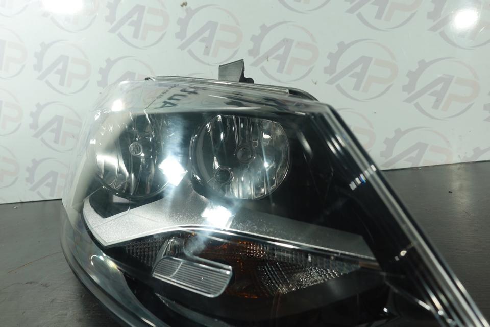 VW Polo 6R Scheinwerfer Rechts H7 Hella 2009–2014 M24 – Bild 4