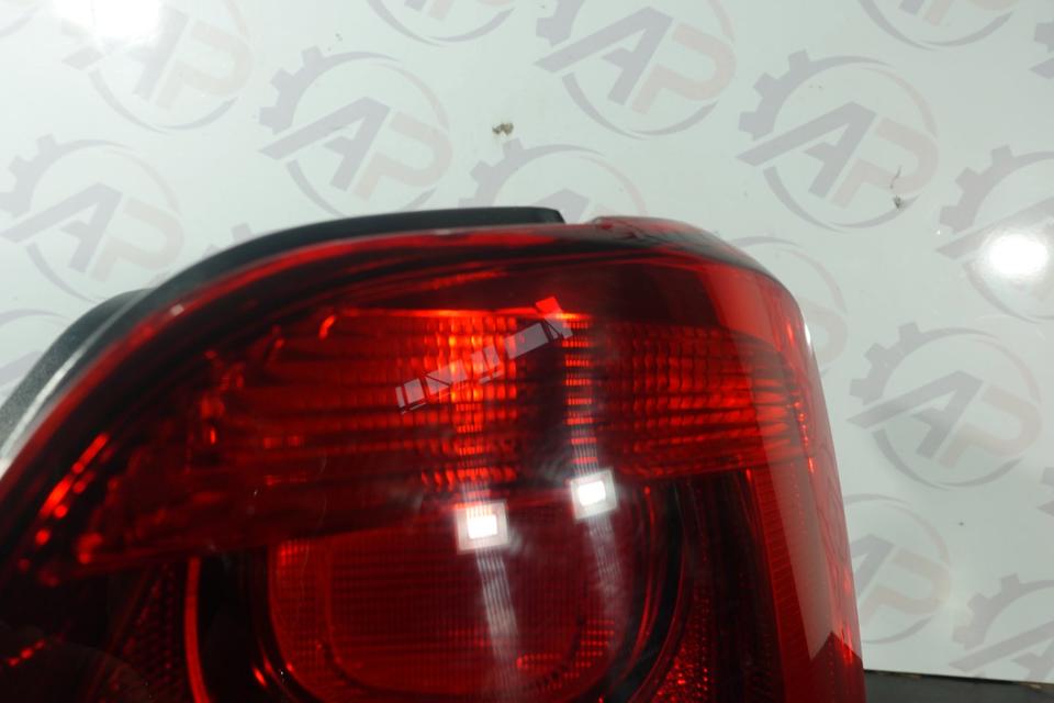 VW Polo 6R Rückleuchte Heckleuchte Rechts Außen 2009–2014 M24 – Bild 3