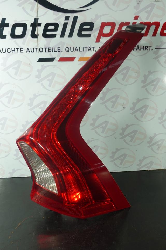 Volvo V60 Rückleuchte Heckleuchte Rücklicht Rechts Außen 2013 M33 – Bild 10