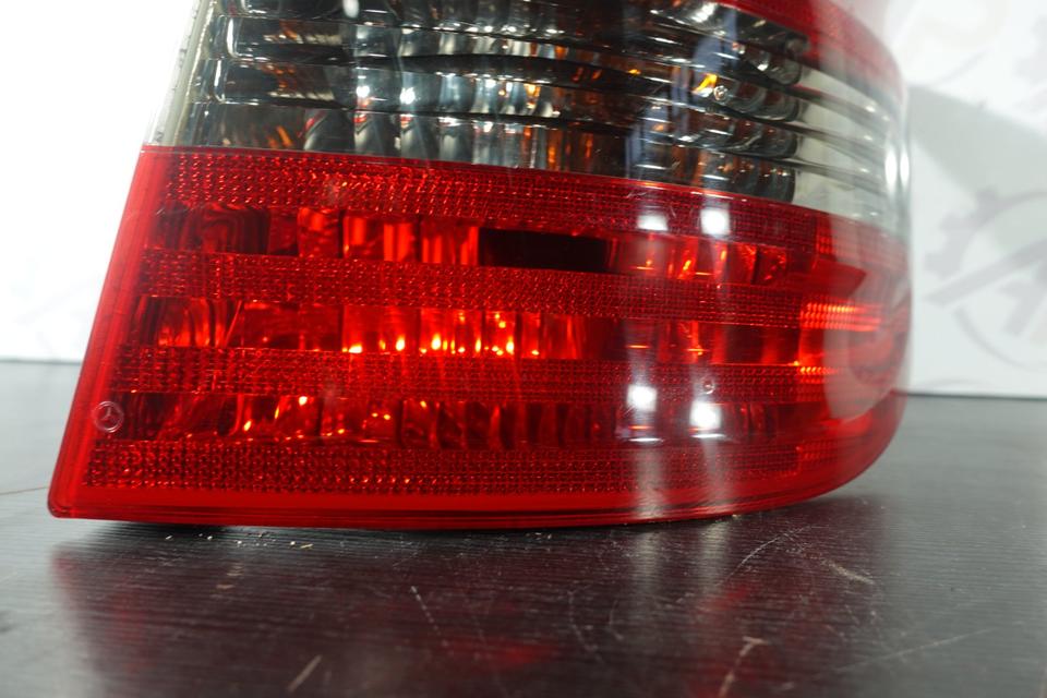 Mercedes-Benz B-Klasse W245 Rückleuchte Rücklicht Rechts 2010 M40 – Bild 4