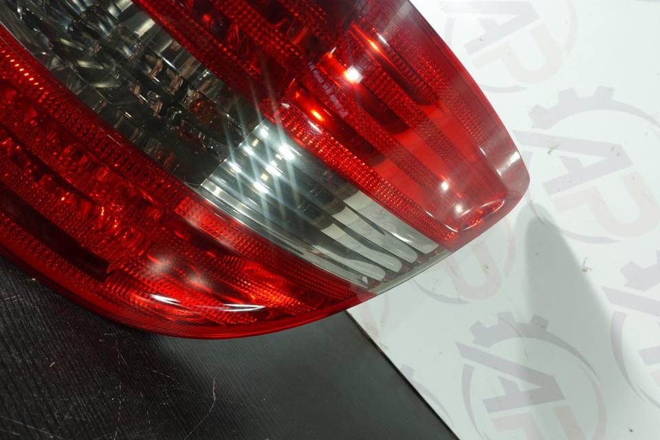 Mercedes-Benz B-Klasse W245 Rückleuchte Rücklicht Rechts 2010 M40 – Bild 7