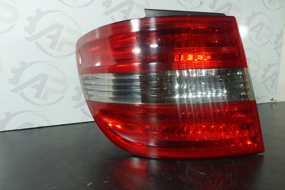 Mercedes-Benz B-Klasse W245 Rückleuchte Rücklicht Links 2010 M40 – Bild 3