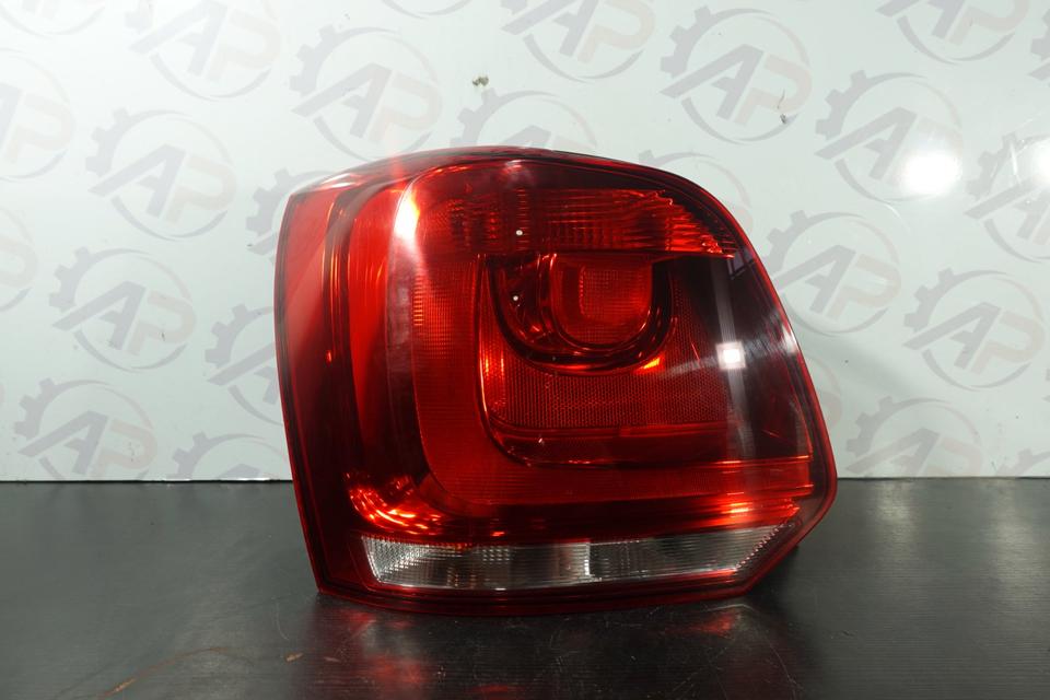 VW Polo 6R Rückleuchte Links Heckleuchte Rücklicht 2009–2014 M25 – Bild 3