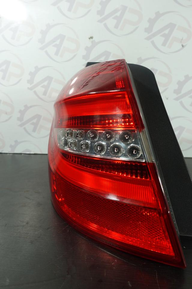 Mercedes B-Klasse W246 Rückleuchte Links LED 2011–2014 M41 – Bild 3