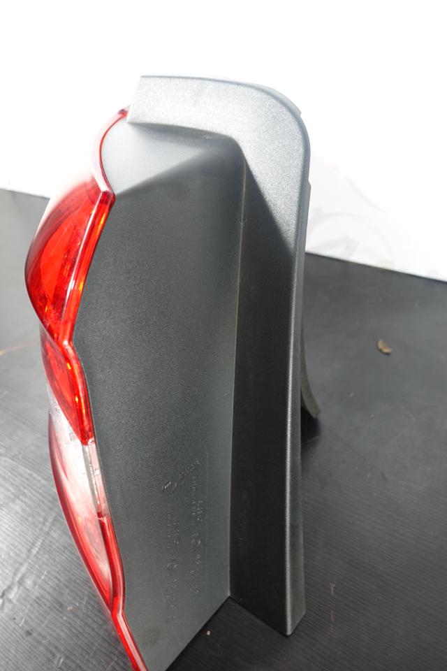 Mercedes B-Klasse W246 Rückleuchte Links LED 2011–2014 M41 – Bild 10