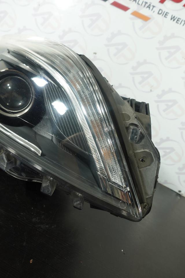 Original Mercedes W246 Xenon Scheinwerfer Rechts A2468207461 M43 – Bild 4