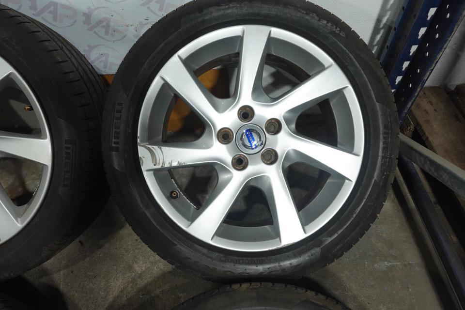 Volvo V40 2012-2019 Original Alufelge 17 Zoll 7Jx17 ET50 M35 – Bild 11