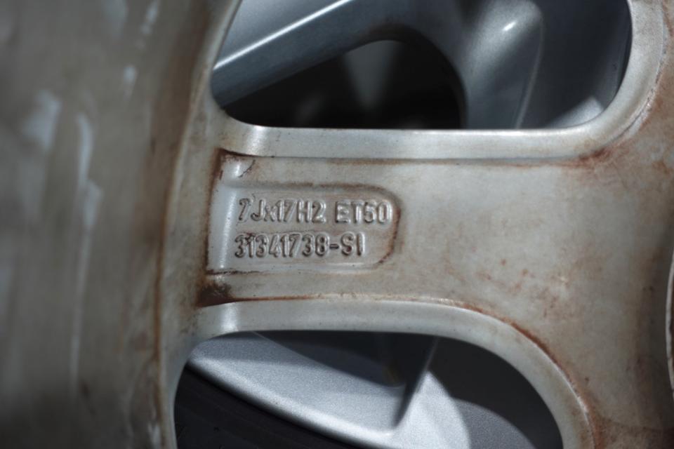 Volvo V40 2012-2019 Original Alufelge 17 Zoll 7Jx17 ET50 M35 – Bild 13