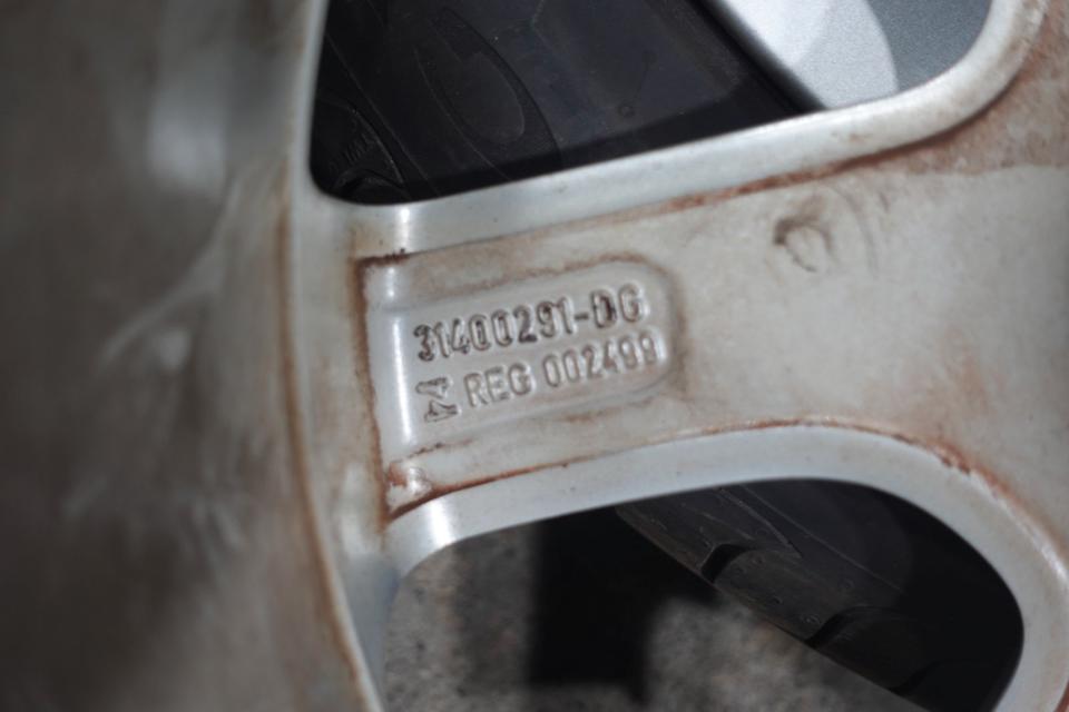 Volvo V40 2012-2019 Original Alufelge 17 Zoll 7Jx17 ET50 M35 – Bild 14