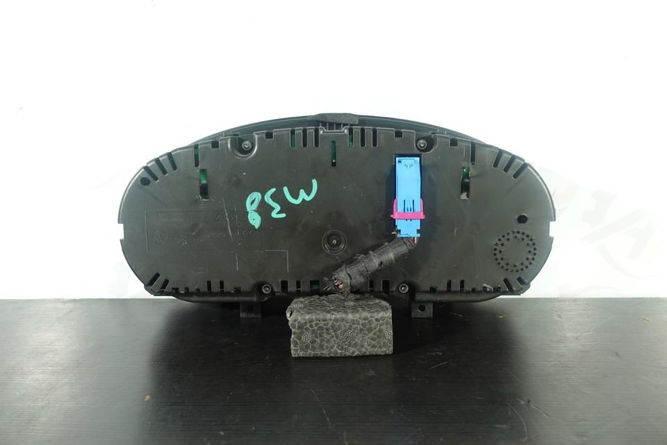 Original VW Touran 1T Kombiinstrument Tacho 1T0920875D VDO M38 – Bild 3