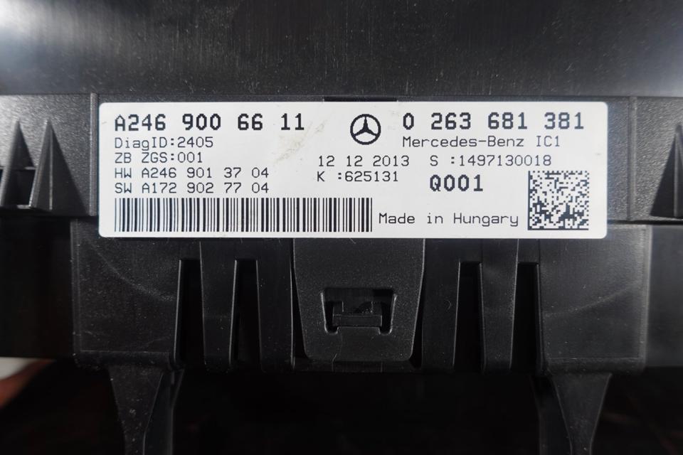 Original Mercedes B180 W246 Kombiinstrument Tacho A2469006611 M43 – Bild 5