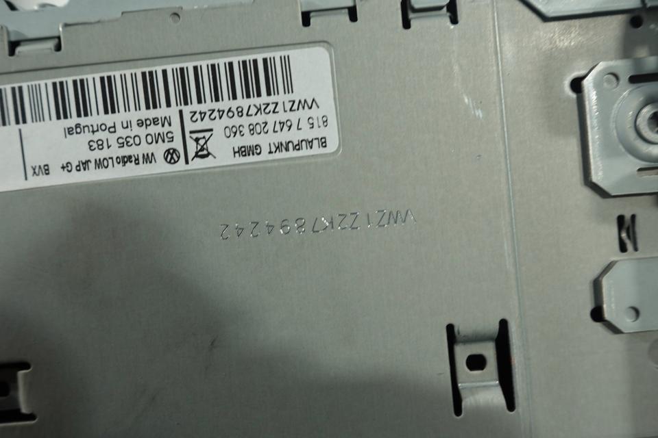 Original VW Polo 6R RCD310 Autoradio CD MP3 5M0035183 M24 – Bild 4