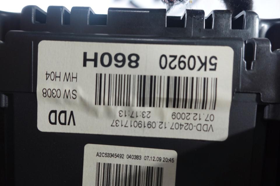 VW Golf 6 VI MK6 1K 2010 Tacho Kombiinstrument Benzin VDO N15 – Bild 5