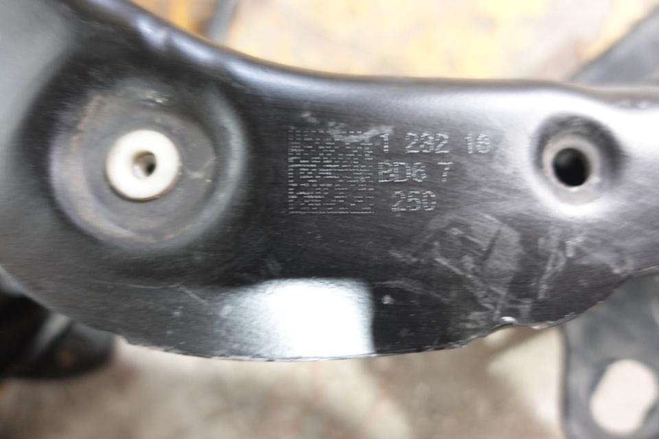 BMW 218d F45 2017 Hinterachse Achsträger komplet M28 – Bild 9