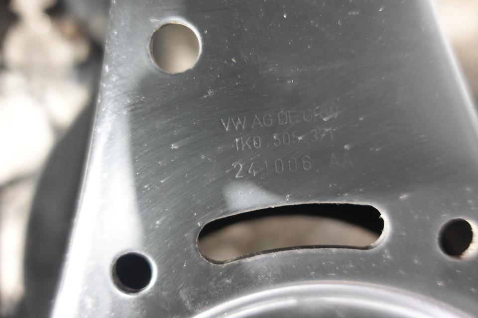 VW Touran 1T Hinterachse komplett Achsträger 2007 M39 – Bild 9
