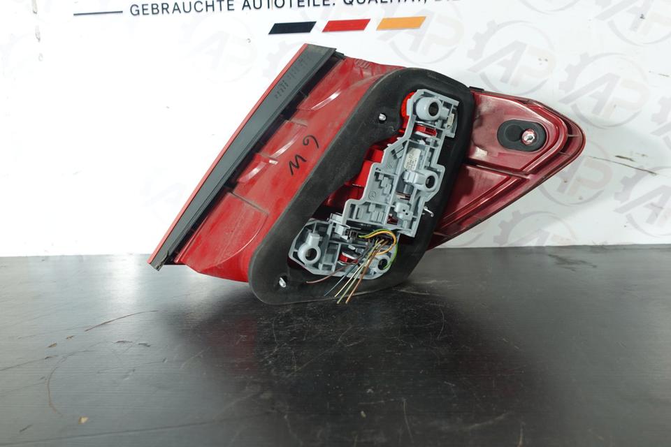Rückleuchte Rücklicht links Mercedes C-Kl W204 C200 CGI 2011 M09 – Bild 3