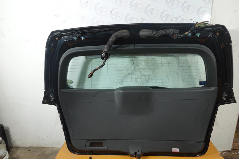 Benz B-Klasse W246 -B200 Heckklappe schwarz mit Scheibe, M43 – Bild 6