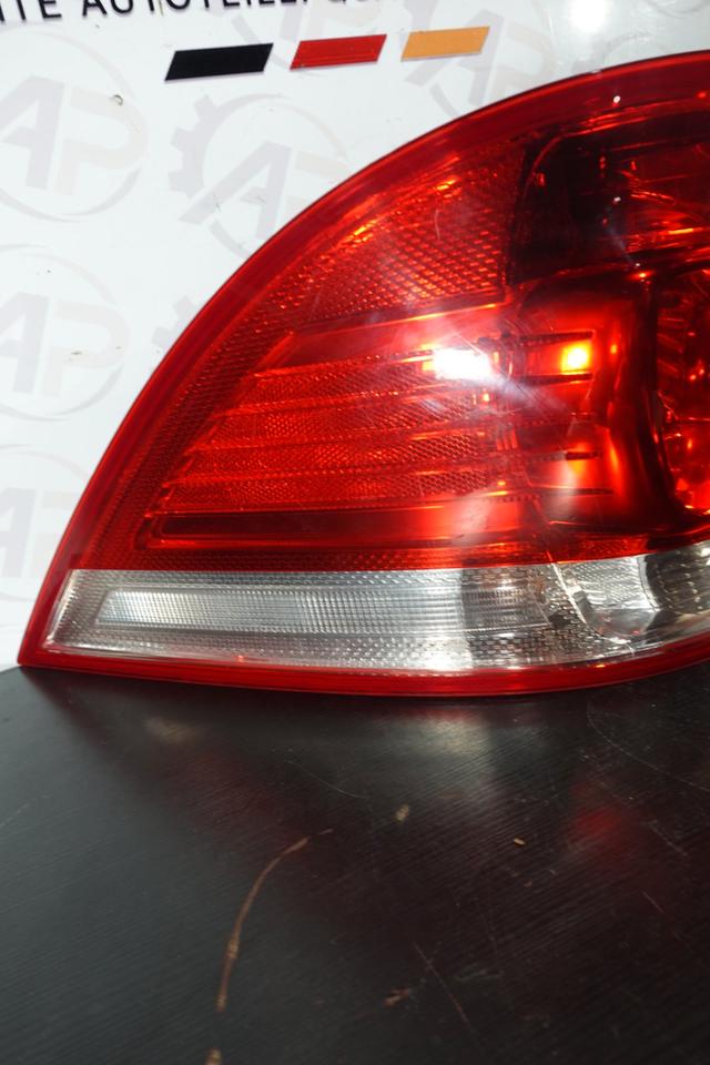 Original VW Golf 5 Variant Rückleuchte links 1K9945095D M20 – Bild 6