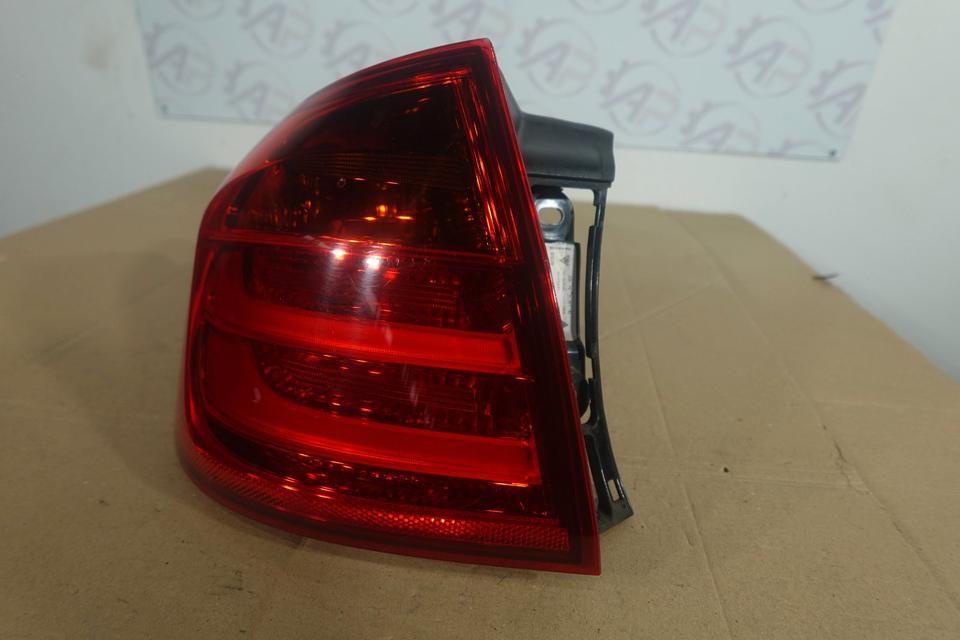 Original BMW 3er F31 Touring Rückleuchte links 63217372787 M14 – Bild 4