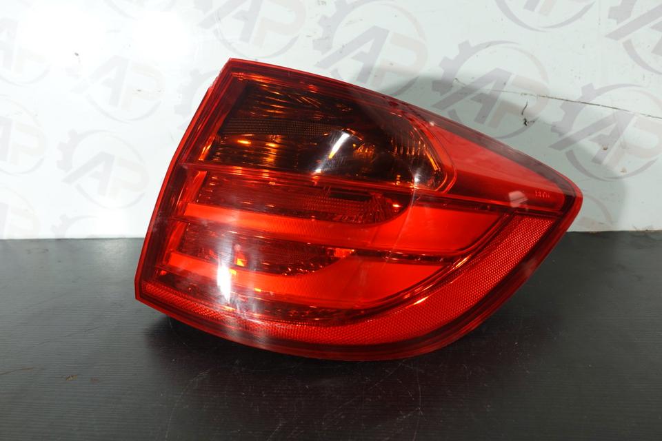 Original BMW 3er F31 Touring Rückleuchte rechts 63217372788 M14 – Bild 2