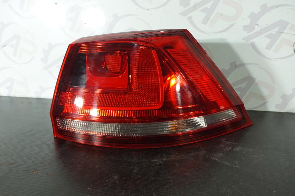 Original VW Golf 7 Variant Rückleuchte rechts 5G9945096C M03 – Bild 4