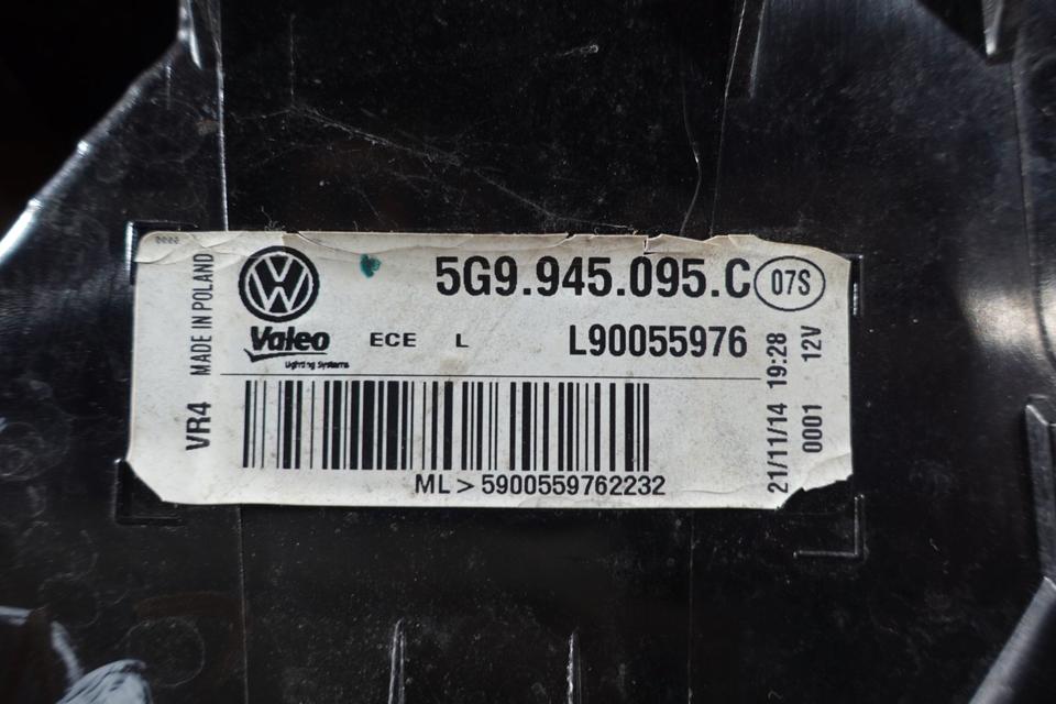 Original VW Golf 7 Variant Rückleuchte Link außen M03 – Bild 4