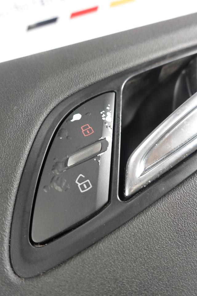 Audi TT 8J Tür vorne rechts Weiß 2006 mit Außenspiegel M22 – Bild 8