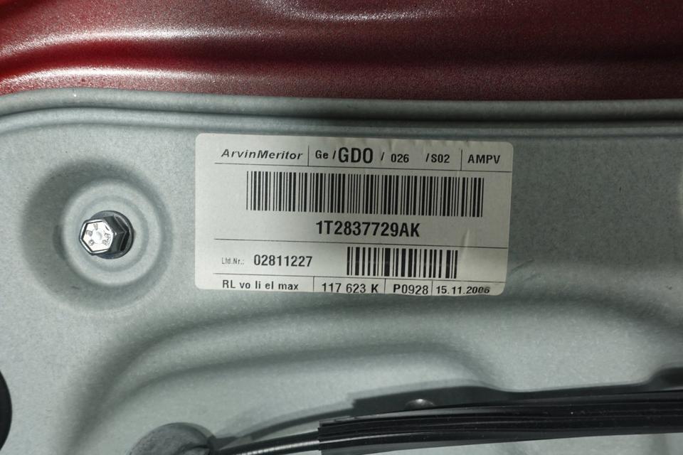 VW Touran 1T Tür vorne links Fahrertür Rot A3W 2007 M39 – Bild 5