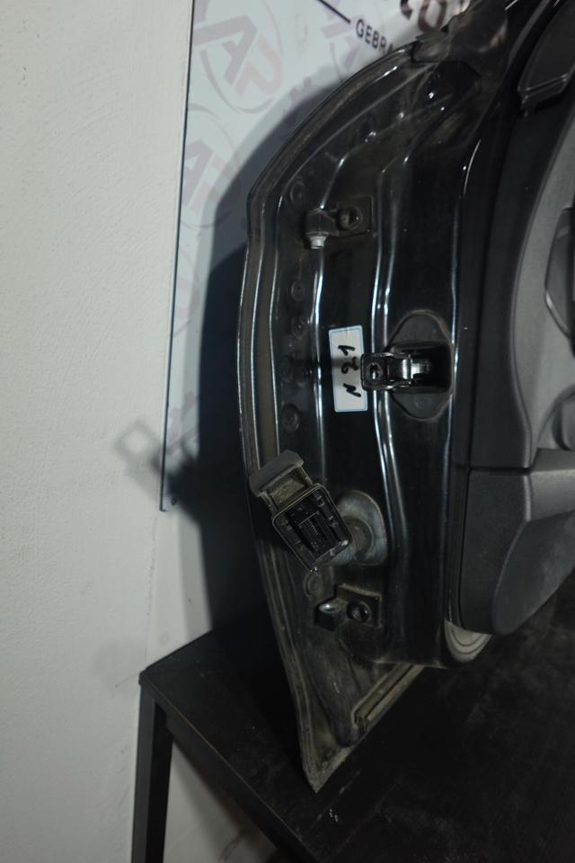 BMW 1er F20 116i Tür vorne rechts Beifahrertür Black 2011 N21 – Bild 6
