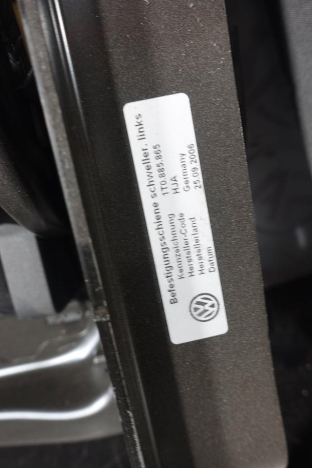 Touran 1T Rücksitze 2x Einzelsitz Stoff Schwarz 1T0885021P1T0 M38 – Bild 16
