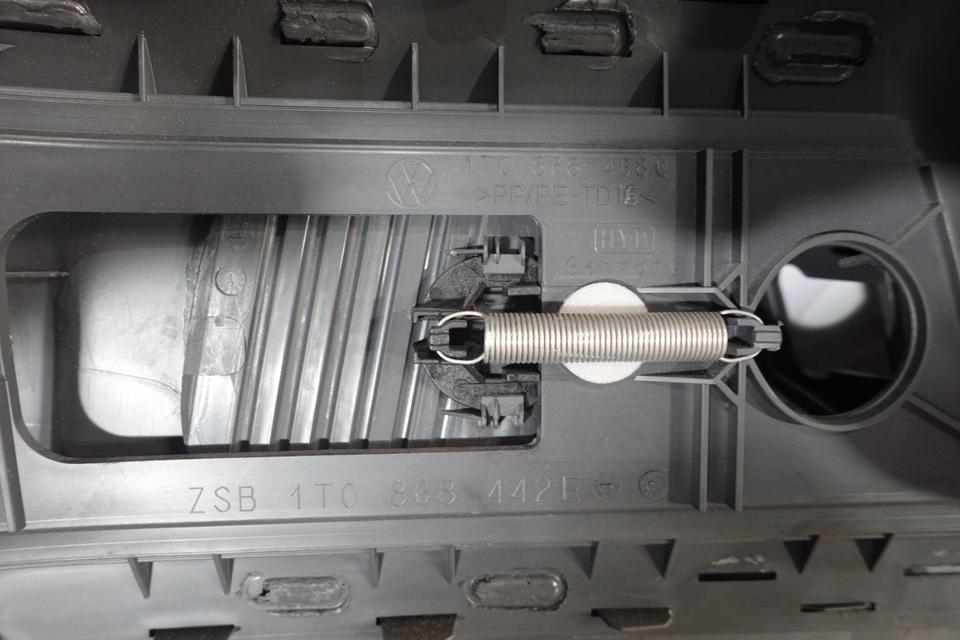 Touran 1T Kofferraumverkleidung rechts 1T0867036AF 7-Sitzer M38 – Bild 6