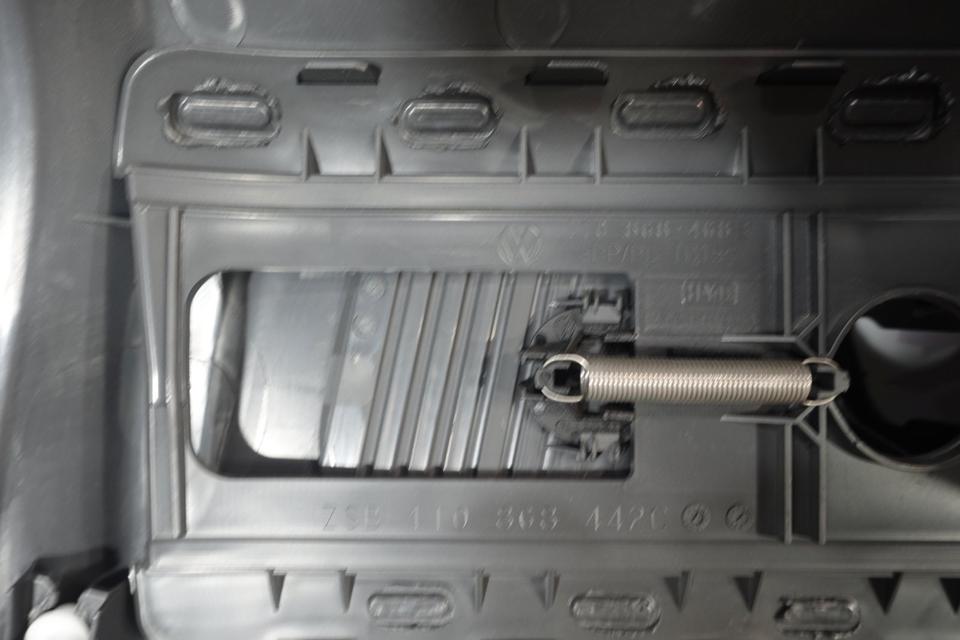 VW Touran 1T Kofferraumverkleidung rechts 1T0867036D 7-Sitzer M38 – Bild 5