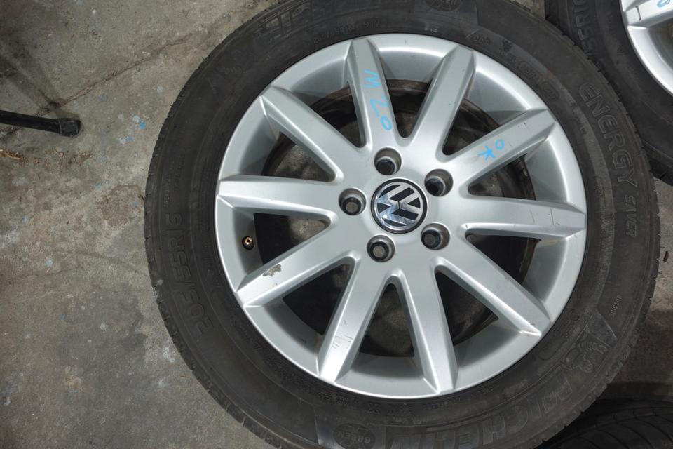 VW Original Alufelgen 16 Zoll 205/55 R16 Michelin 4 Stück M20 – Bild 3