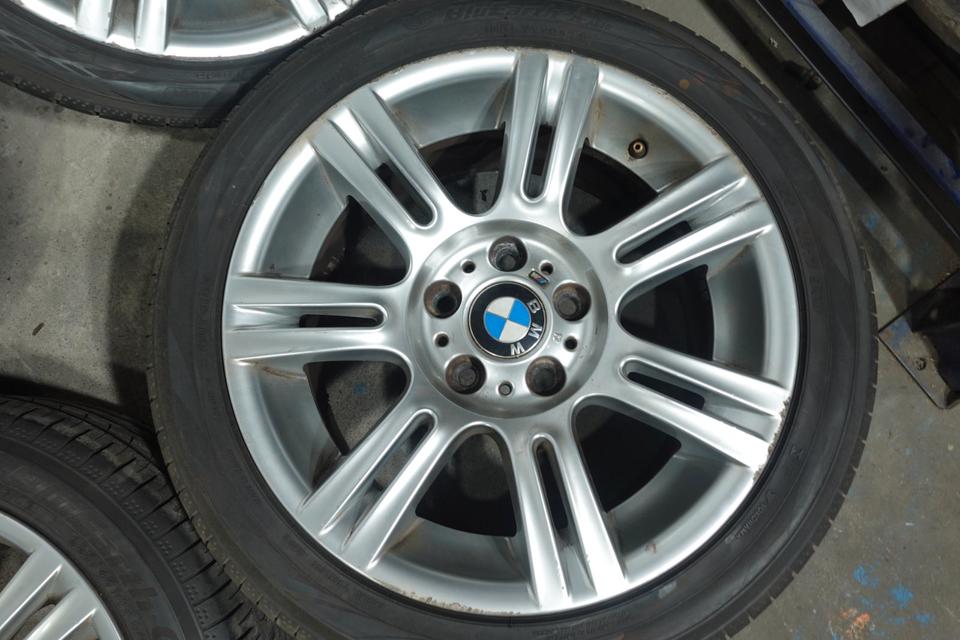 BMW 3er E46 M Doppelspeiche 68 Alufelgen 17 Zoll Radsatz 225/45 R – Bild 3