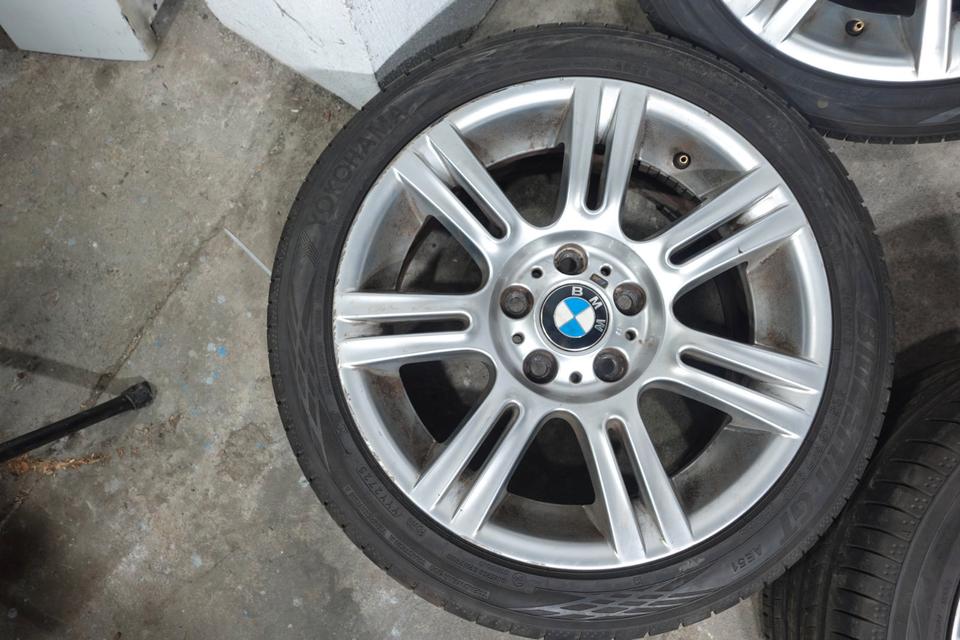 BMW 3er E46 M Doppelspeiche 68 Alufelgen 17 Zoll Radsatz 225/45 R – Bild 4