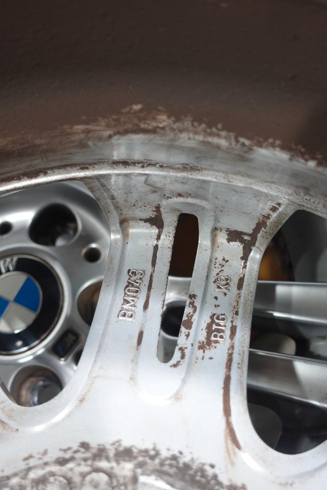 BMW 3er E46 M Doppelspeiche 68 Alufelgen 17 Zoll Radsatz 225/45 R – Bild 8