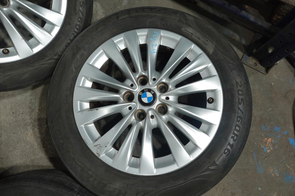 4x Original BMW 2er F45 F46 Alufelgen 16 Zoll 205/60 R16 M24 – Bild 6