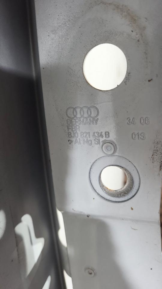 Audi TT 8J Kotflügel vorne links Weiß Lack Y9C Baujahr 2006 N14 – Bild 6