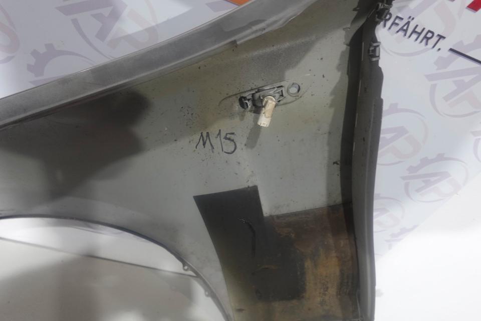 1er E82 120i Kotflügel vorne rechts Kaschmirsilber 2012 Blink M15 – Bild 6