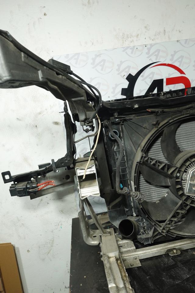 BMW 218i F45 Active Tourer Frontmaske Kühlerpaket Baujahr prüfen M29 – Bild 11