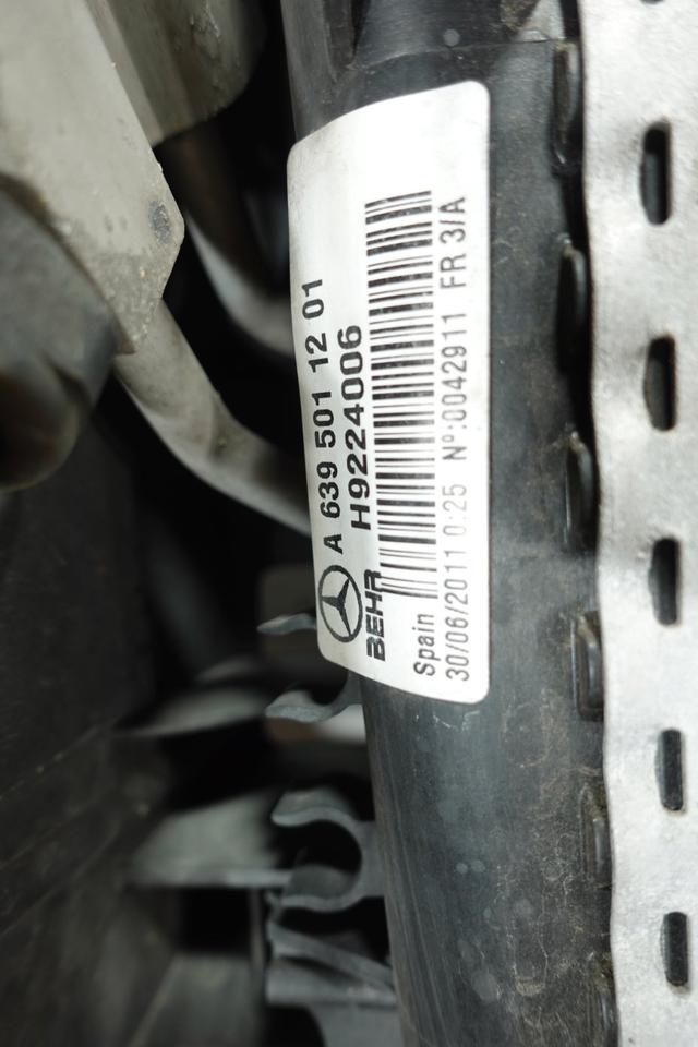 Mercedes W639 3.5 V6 Frontmaske Kühlerpaket M07 – Bild 18
