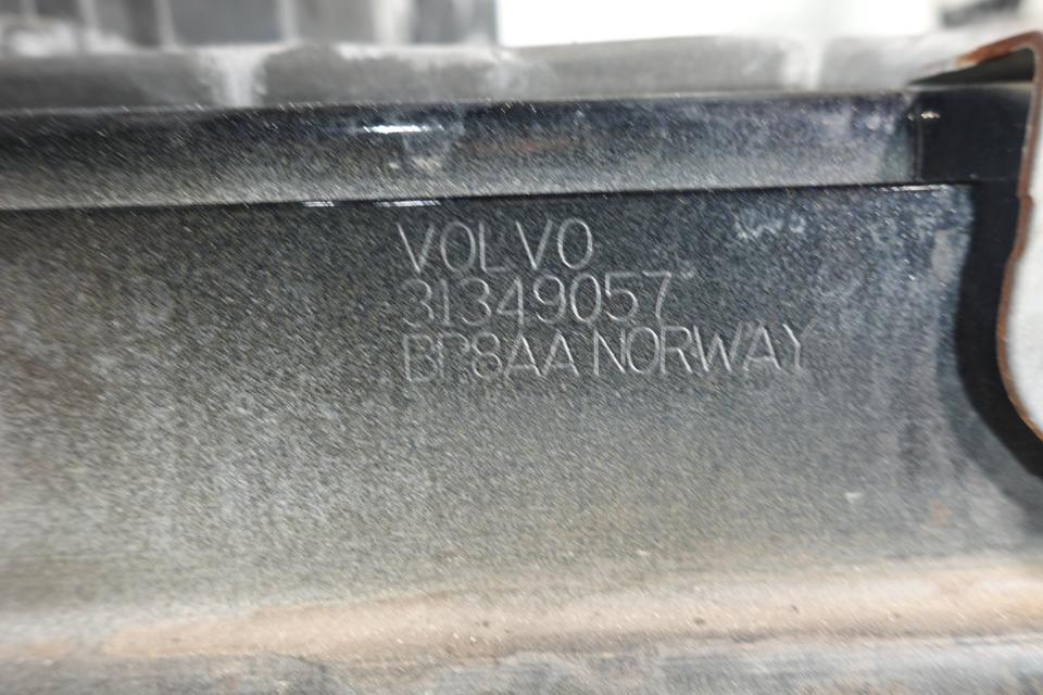 Volvo V60 Frontmaske Kühlerpaket komplett Bj. 2014 M35 – Bild 4