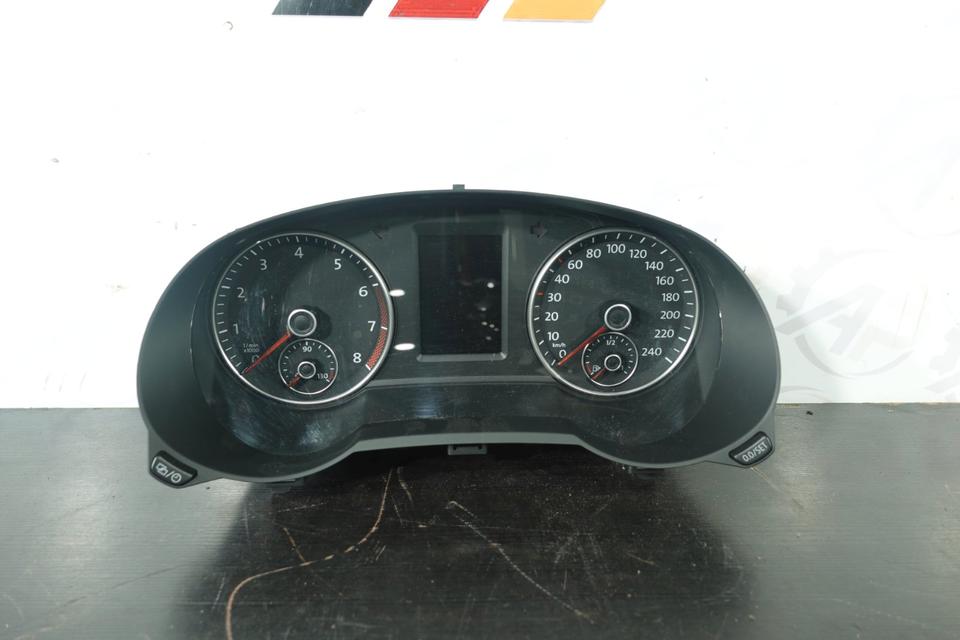VW Golf 7 Tacho Kombiinstrument Benzin Baujahr prüfen N04 – Bild 3