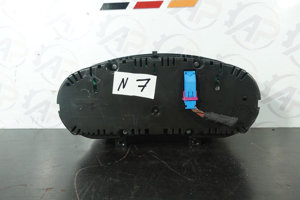 VW Golf 7 Tacho Kombiinstrument Benzin Baujahr prüfen N04 – Bild 4