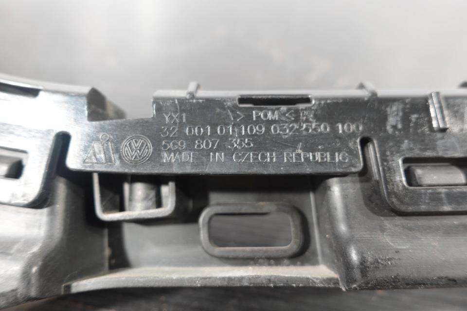 VW Golf 7 Variant Stoßstangenhalter hinten rechts N04 – Bild 4