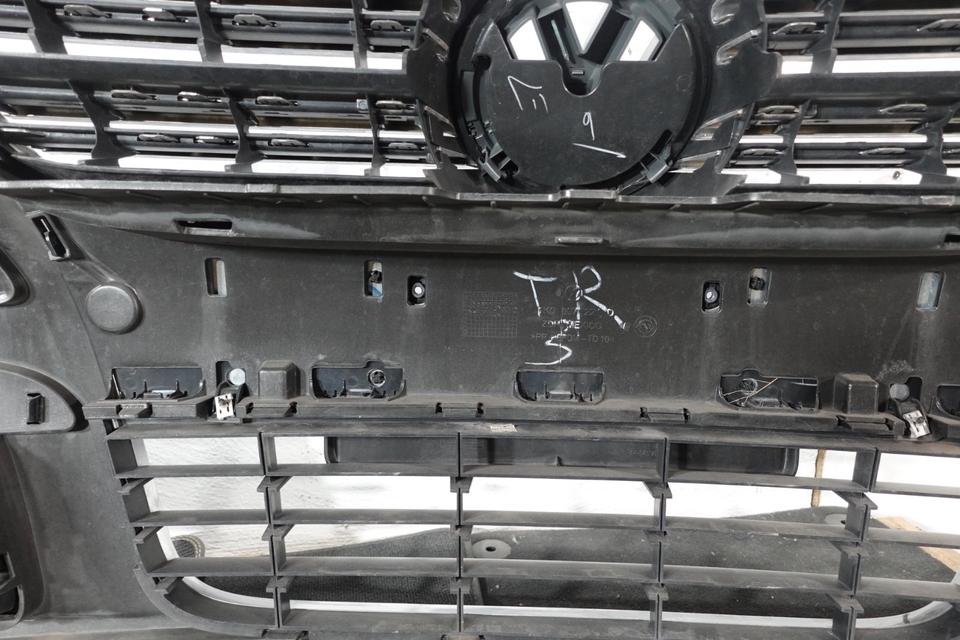 VW Golf 5 Variant Stoßstange vorne mit Chromgrill Schwarz2009 M20 – Bild 6